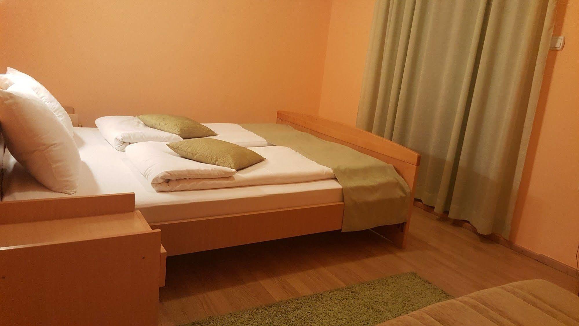 Hotel Galia Κότορ Εξωτερικό φωτογραφία