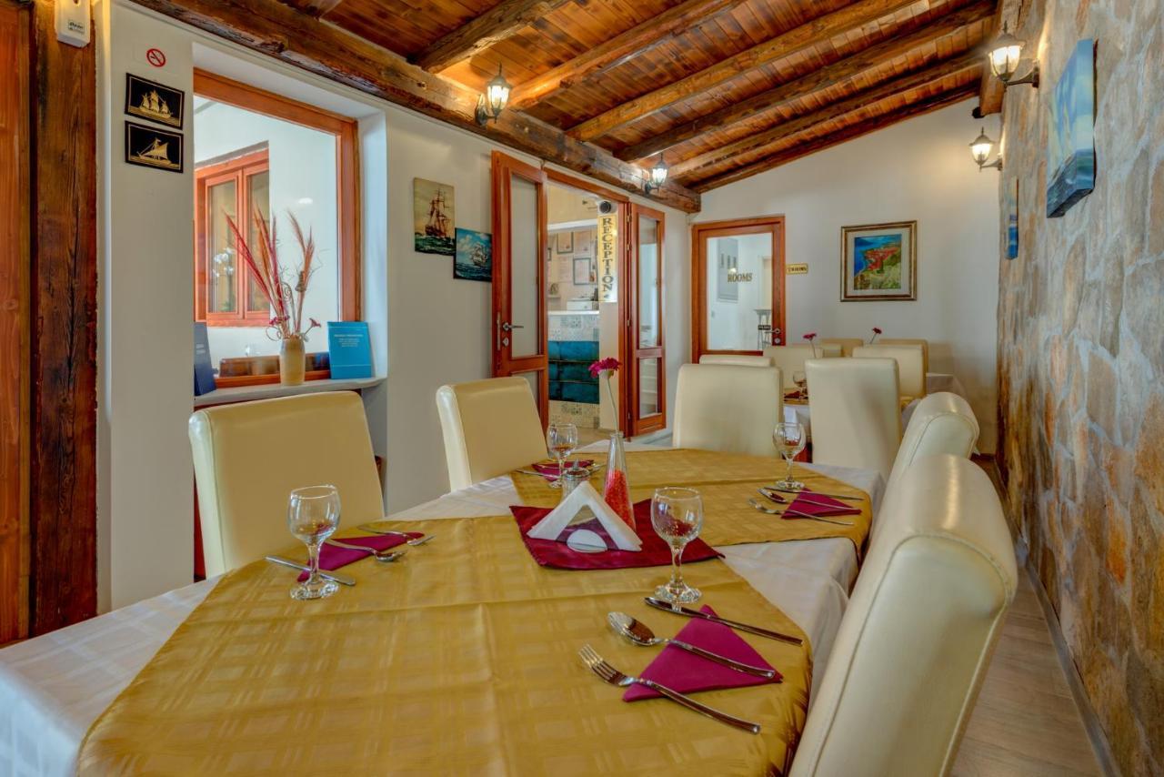 Hotel Galia Κότορ Εξωτερικό φωτογραφία
